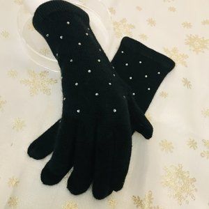 CHARMING CHARLIE GLOVES